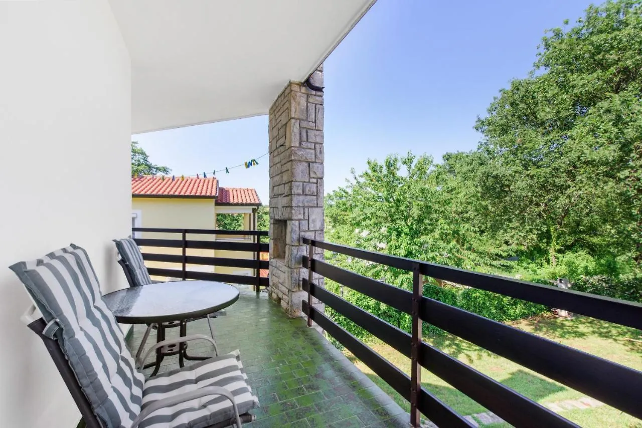 Apartments Villa Verde Novigrad Istria